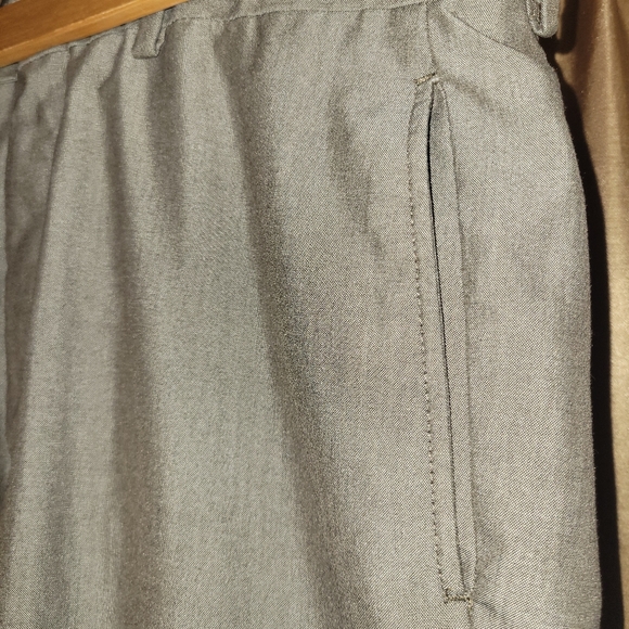 Lauren Ralph Lauren Men's Pants - Picture 8 of 11